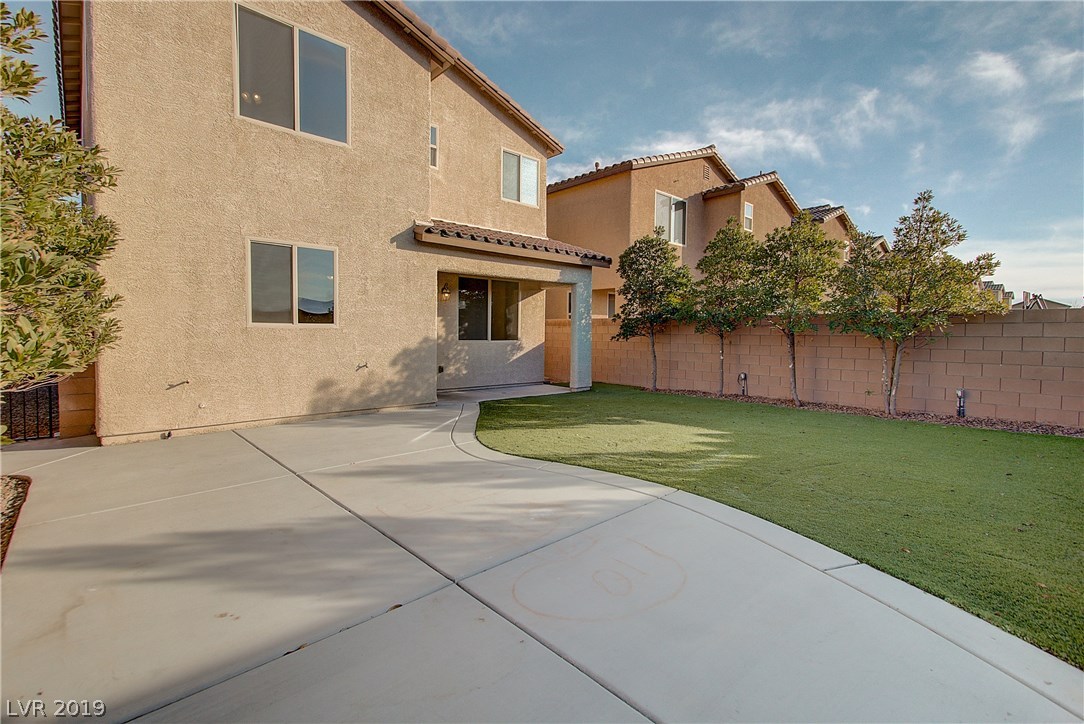 855 Earth Luster Road Las Vegas, NV 89178 - Photo 5 of 42 Gallery Image 5