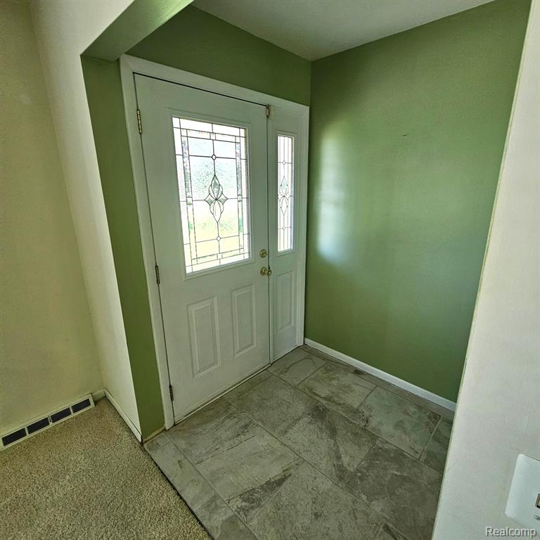 9233 Smiths Creek Road Goodells, MI 48027 - Photo 13 of 47 Gallery Image 13