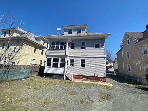 30 Lester Street Springfield, MA 01108 - Photo 2 of 12