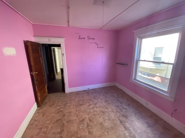 30 Lester Street Springfield, MA 01108 - Photo 4 of 12