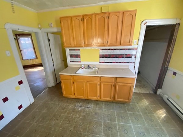 30 Lester Street Springfield, MA 01108 - Photo 7 of 12