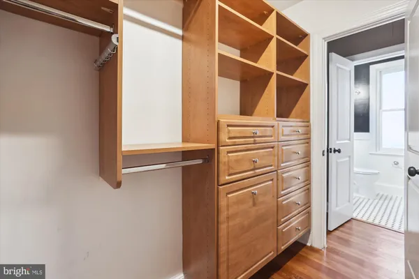 $1,600 | 906 South Washington Street, Unit 313, Alexandria, VA 22314