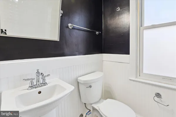 $1,600 | 906 South Washington Street, Unit 313, Alexandria, VA 22314