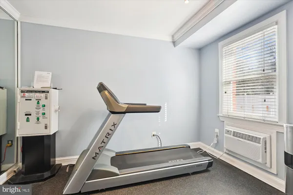 $1,600 | 906 South Washington Street, Unit 313, Alexandria, VA 22314