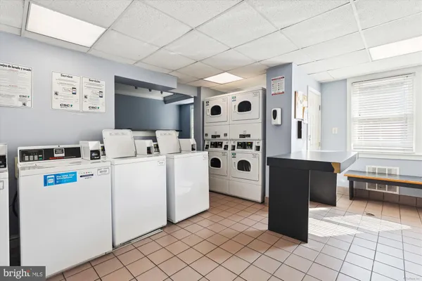 $1,600 | 906 South Washington Street, Unit 313, Alexandria, VA 22314