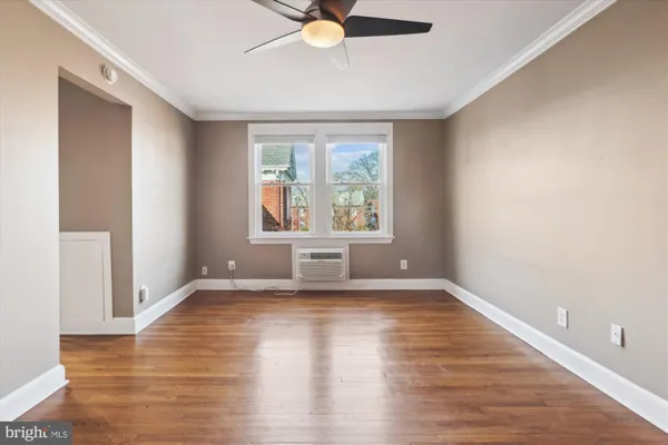 $1,600 | 906 South Washington Street, Unit 313, Alexandria, VA 22314