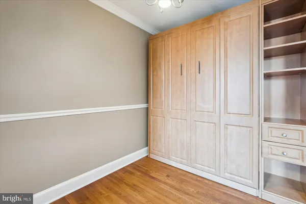 $1,600 | 906 South Washington Street, Unit 313, Alexandria, VA 22314