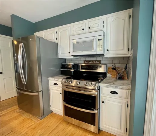 $398,000 | 154 North Sunset Drive, Maryville, MO 64468