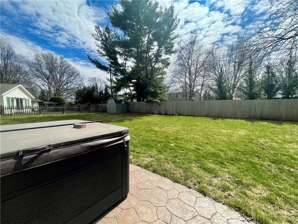 $398,000 | 154 North Sunset Drive, Maryville, MO 64468