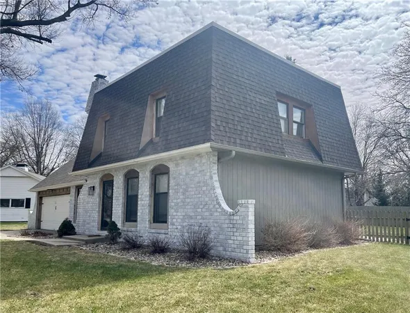 $398,000 | 154 North Sunset Drive, Maryville, MO 64468