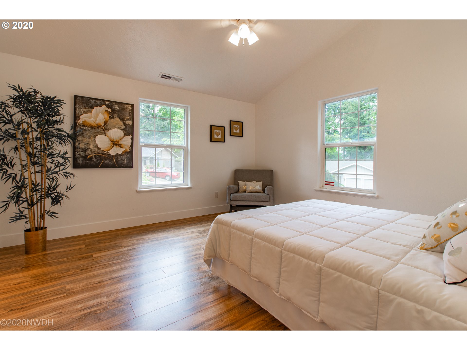 964 South 69th Place Springfield, OR 97478 - Photo 14 of 27