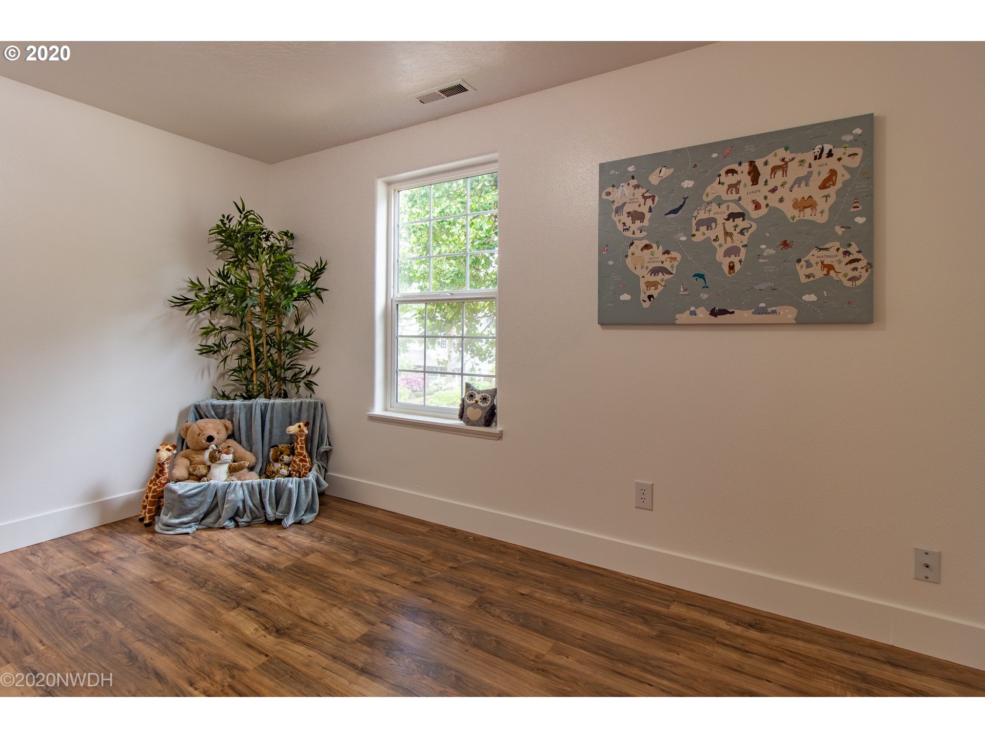 964 South 69th Place Springfield, OR 97478 - Photo 20 of 27
