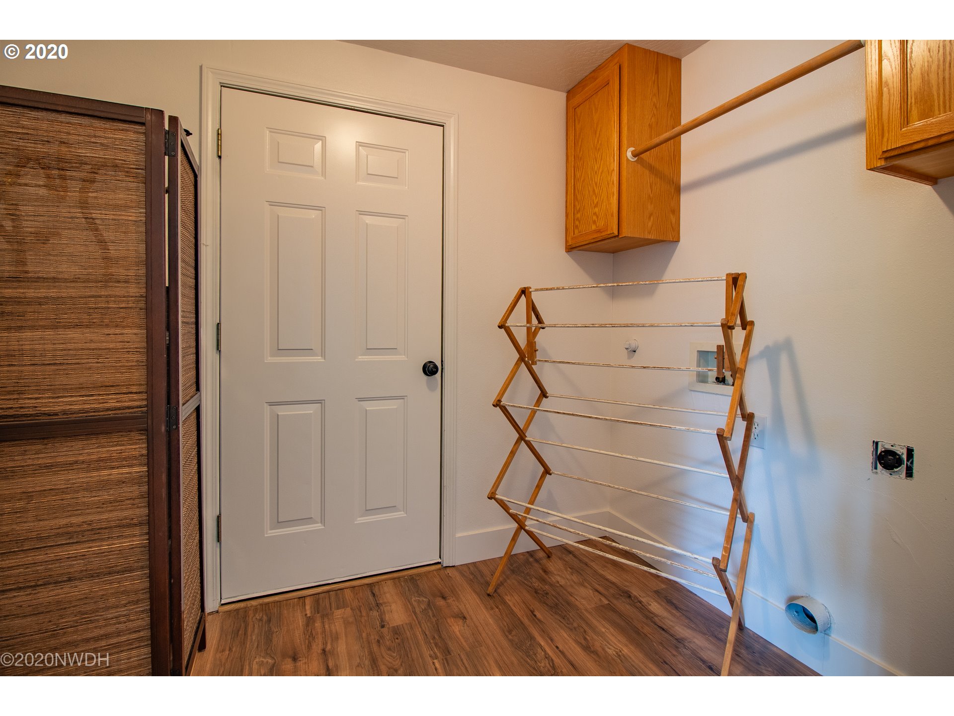 964 South 69th Place Springfield, OR 97478 - Photo 24 of 27