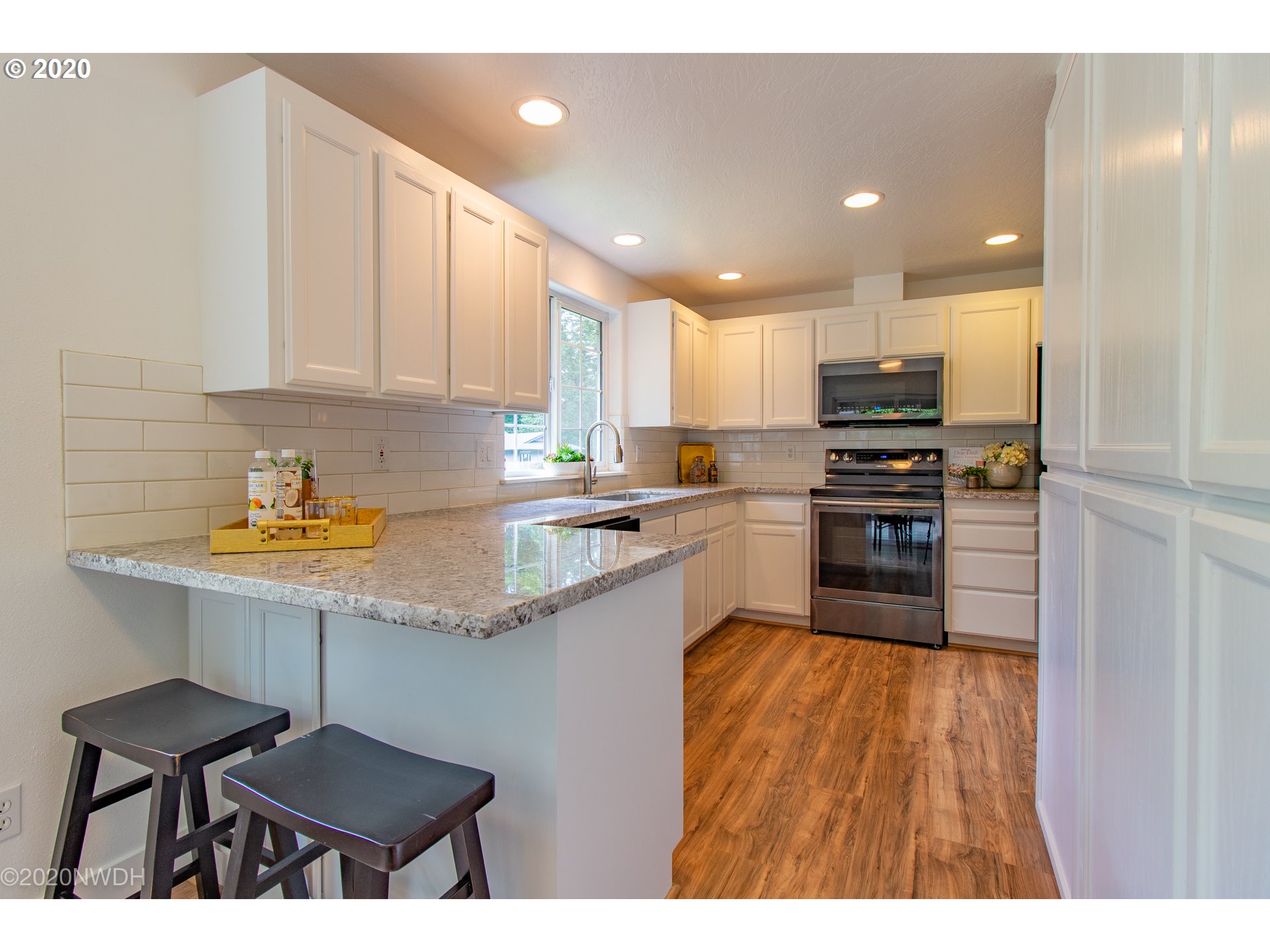 964 South 69th Place Springfield, OR 97478 - Photo 10 of 27