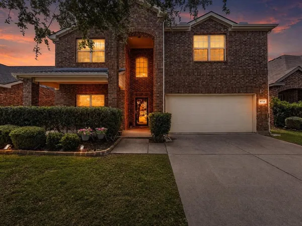 $415,000 | 8716 Sierra Trail, Cross Roads, TX 76227