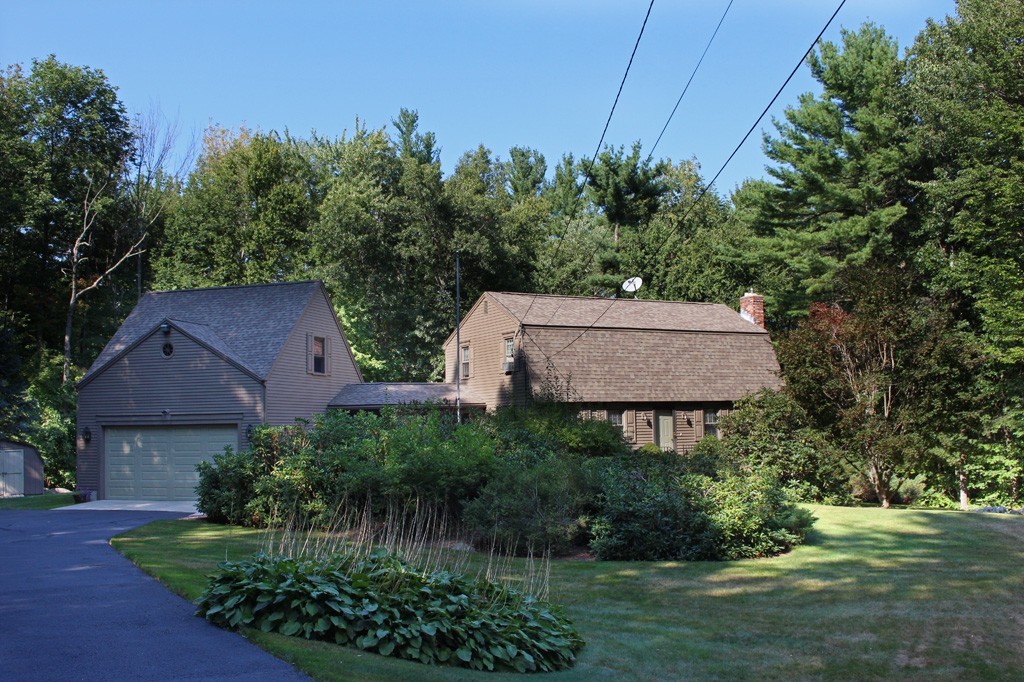 11 Bayberry Hill Road Townsend, MA 01469 - Photo 1 of 21 a view of house with yard and green space