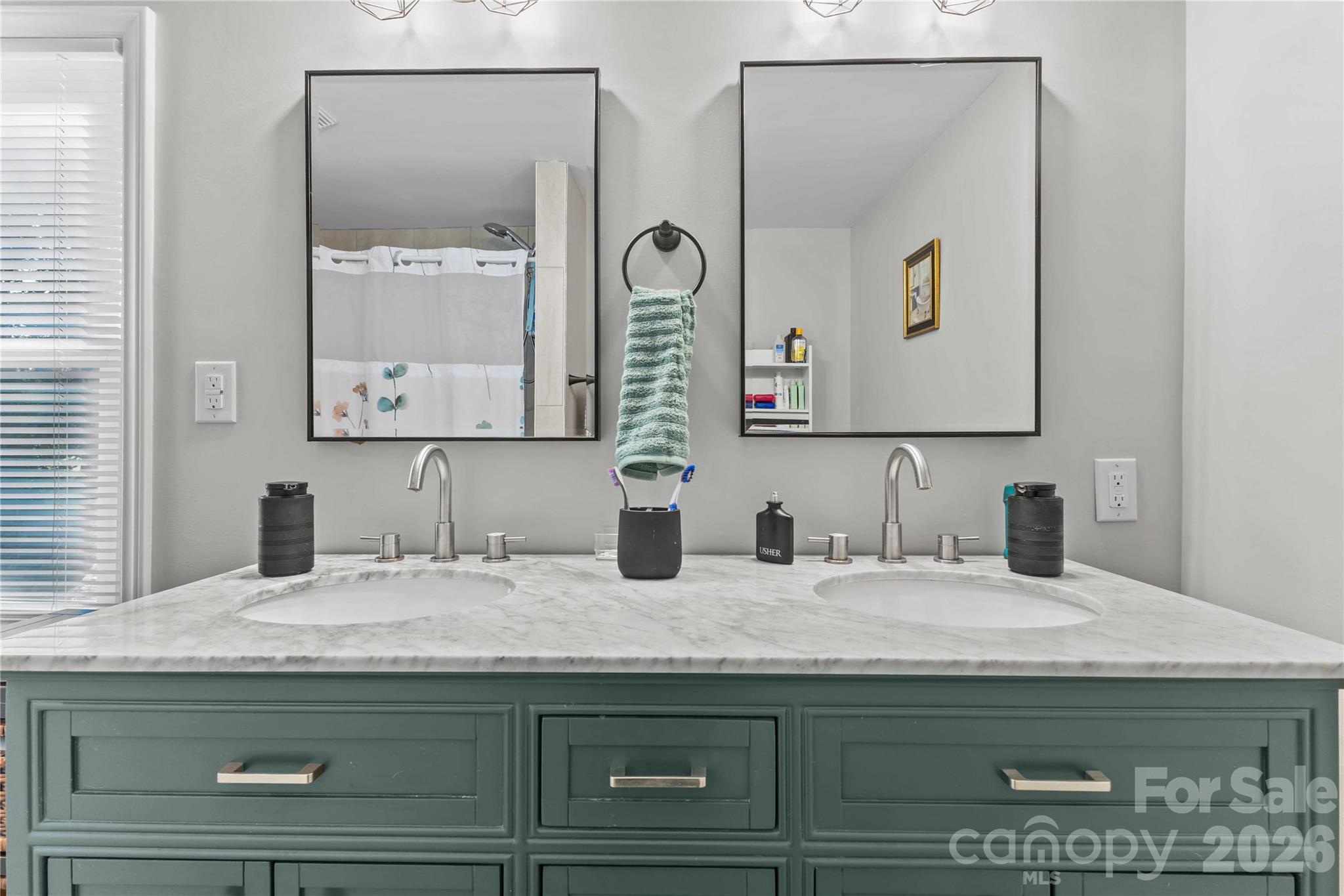 2341 Dixon Road Belmont, NC 28012 - Photo 36 of 42 a bathroom with sink and mirror