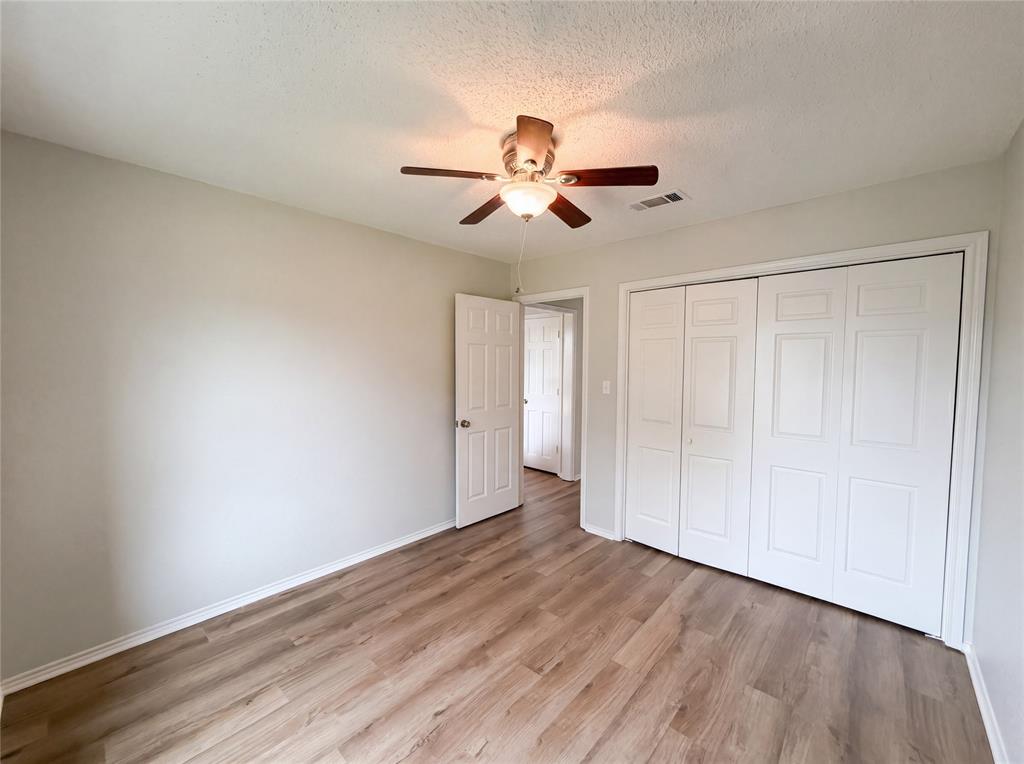 2300 Ridgewood Bedford, TX 76021 - Photo 17 of 26