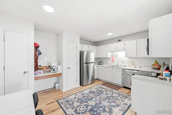 $130,000 | 2560 Creve Coeur Mill Road, Unit 12, Maryland Heights, MO 63043