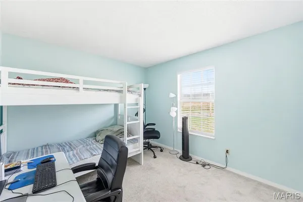 $130,000 | 2560 Creve Coeur Mill Road, Unit 12, Maryland Heights, MO 63043