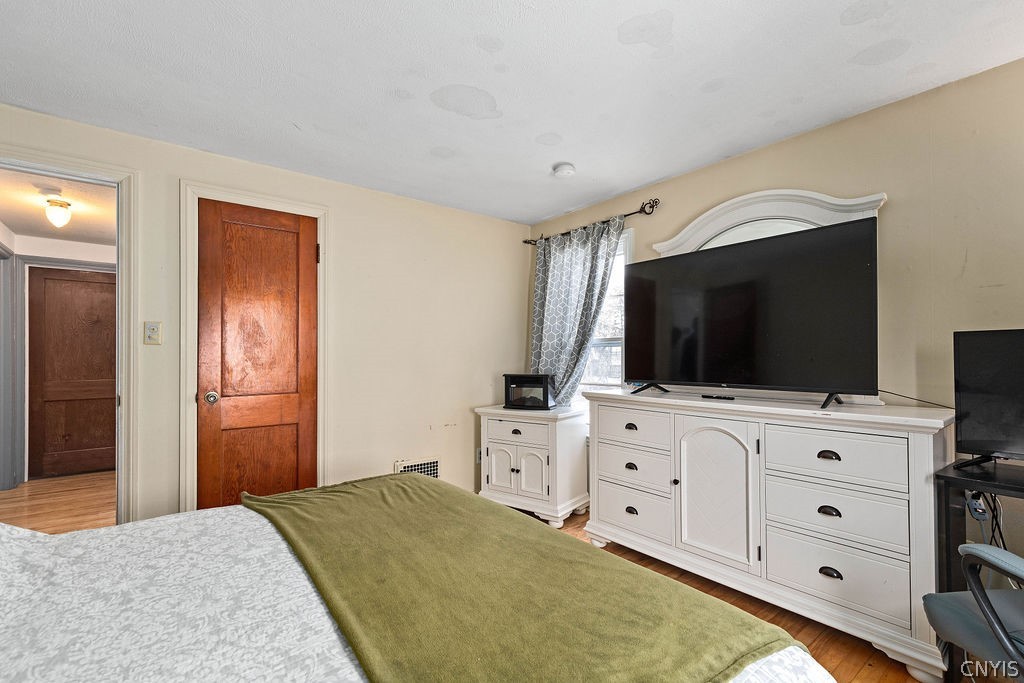 129 Circle Road Syracuse, NY 13210 - Photo 11 of 16 Gallery Image 11