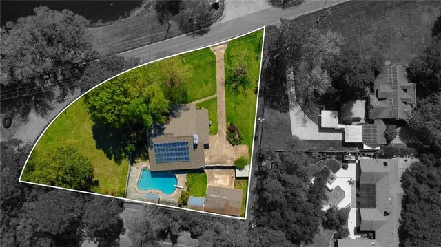 $450,000 | 1805 Horseshoe Drive, Alexandria, LA 71301