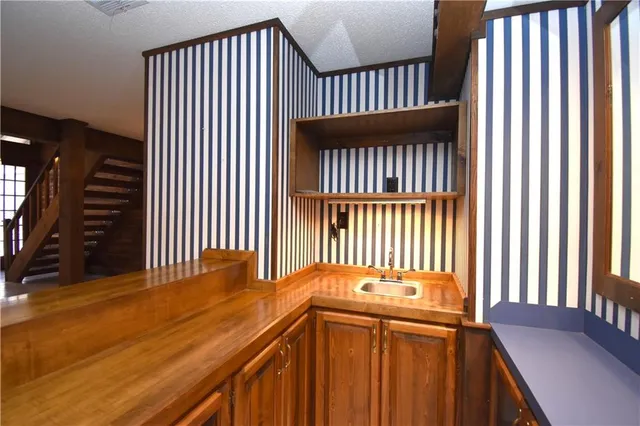 $450,000 | 1805 Horseshoe Drive, Alexandria, LA 71301