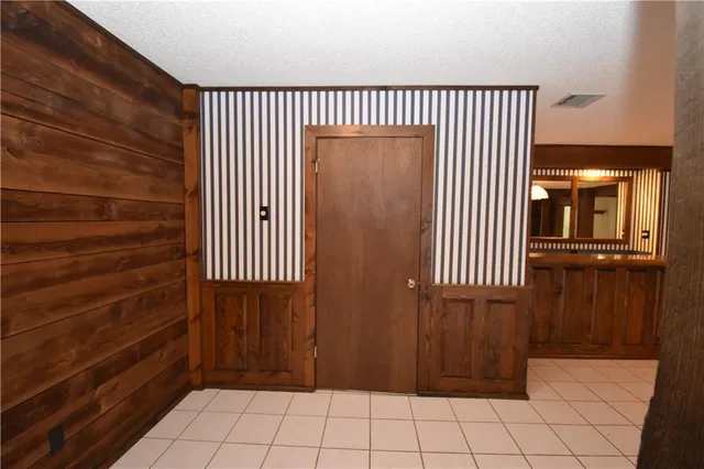 $450,000 | 1805 Horseshoe Drive, Alexandria, LA 71301