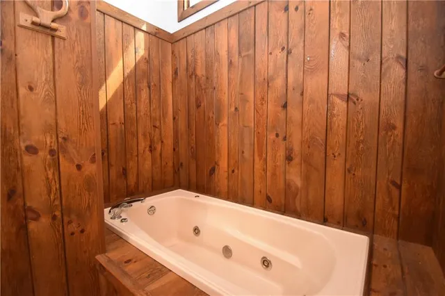 $450,000 | 1805 Horseshoe Drive, Alexandria, LA 71301