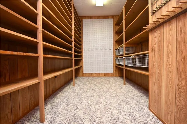 $450,000 | 1805 Horseshoe Drive, Alexandria, LA 71301