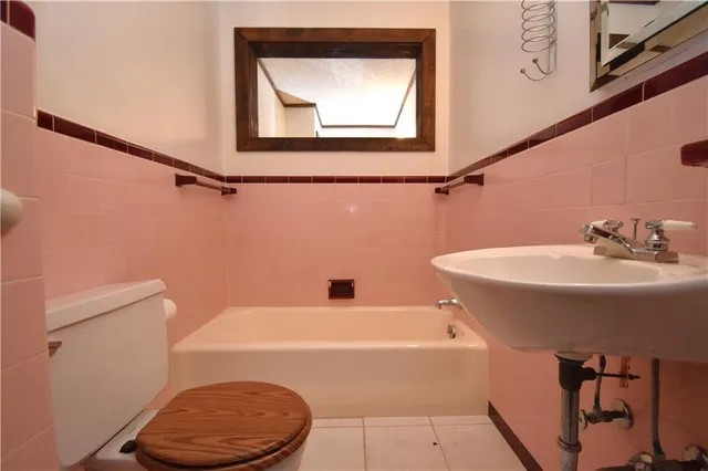 $450,000 | 1805 Horseshoe Drive, Alexandria, LA 71301