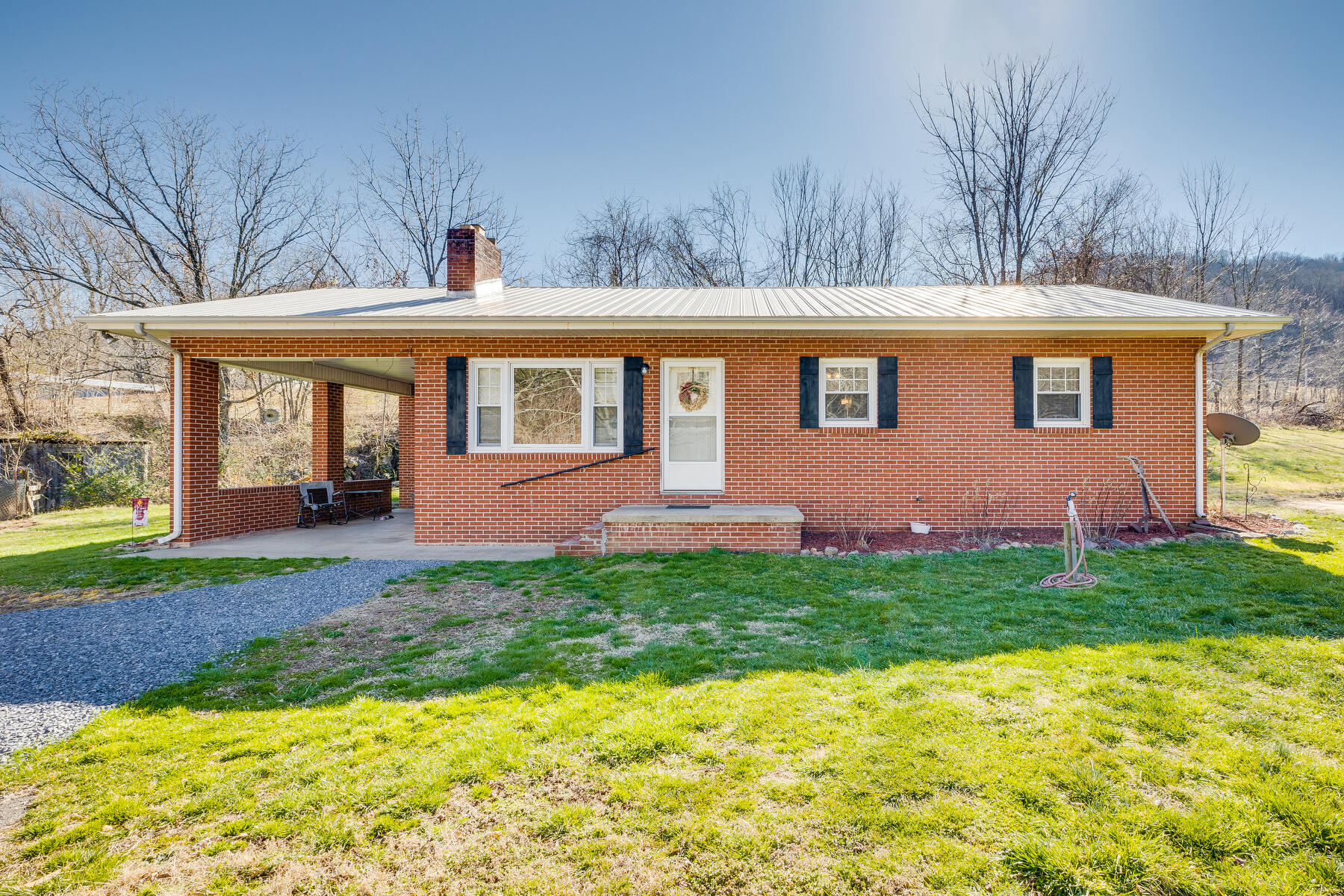 3555 Houston Valley Road Greeneville, TN 37743 - Photo 1 of 35 001