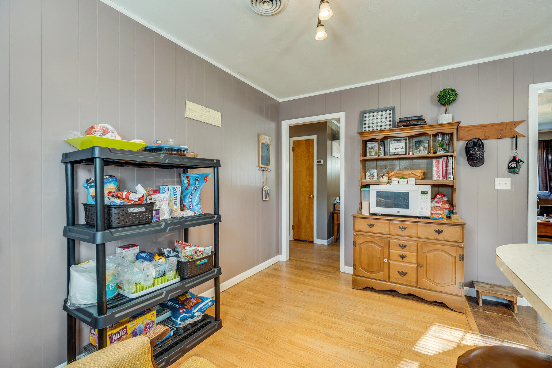 3555 Houston Valley Road Greeneville, TN 37743 - Photo 17 of 35 018