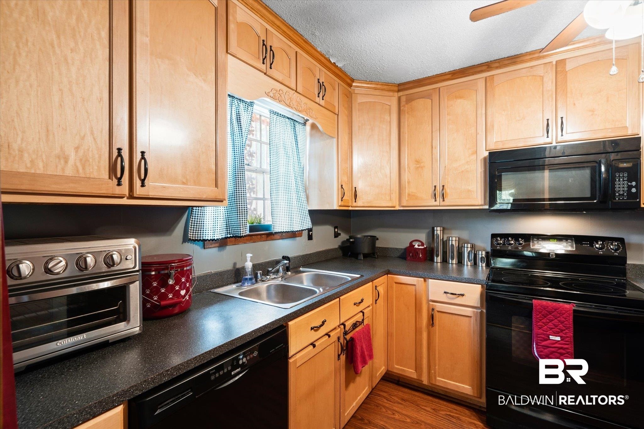 255 South Broad Street Mobile, AL 36603 - Photo 6 of 20