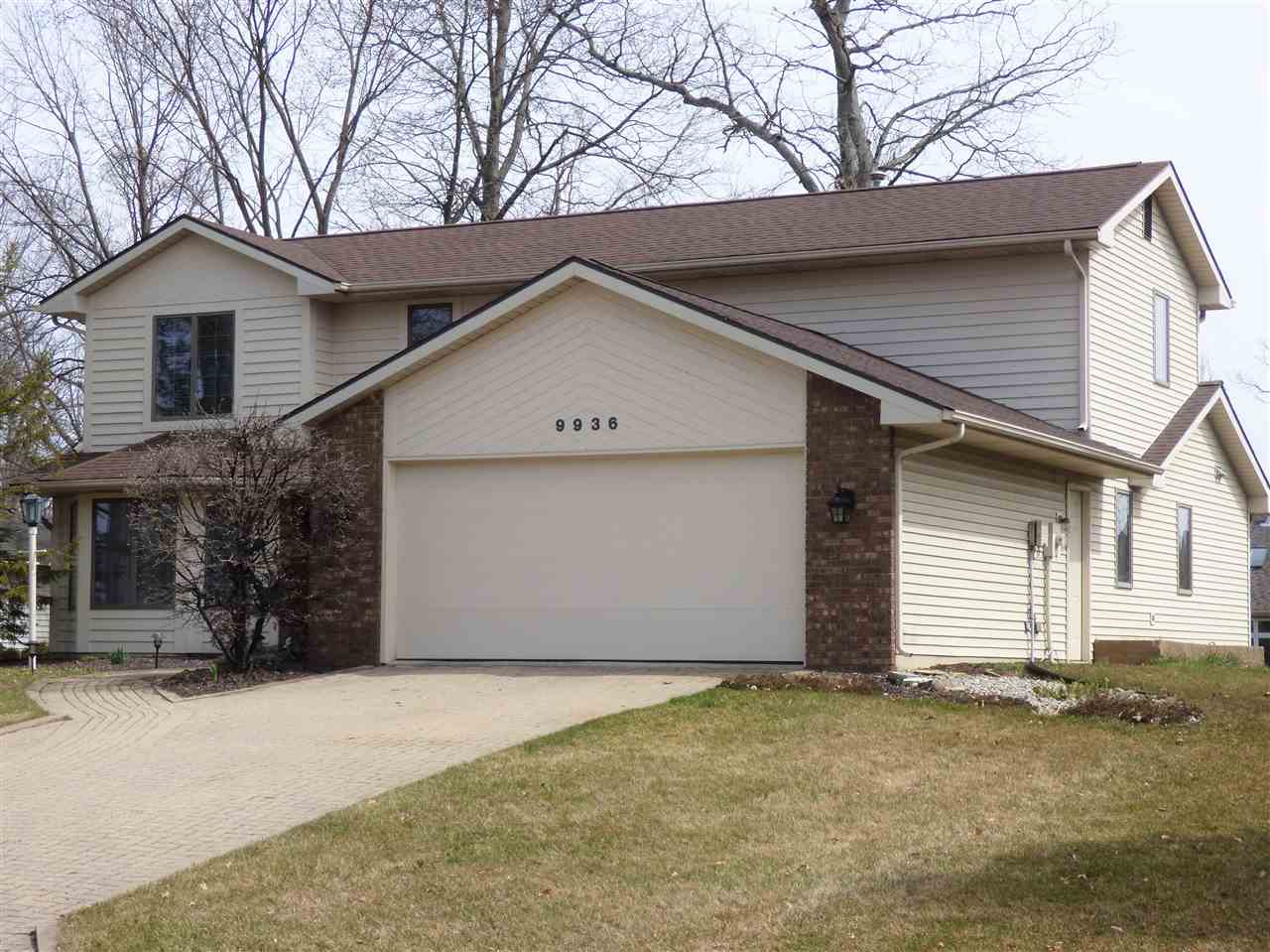 9936 Castle Ridge Place Fort Wayne, IN 46825 - Photo 2 of 36 Gallery Image 2