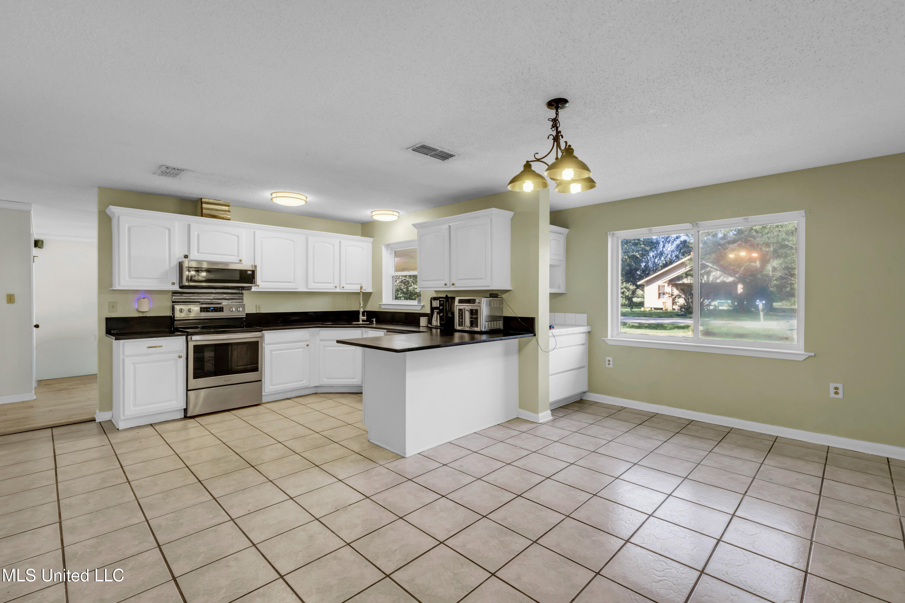 5542 Daugherty Road Long Beach, MS 39560 - Photo 11 of 45 5542DaughertyRd-17