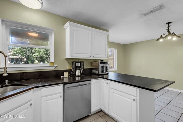 $270,000 | 5542 Daugherty Road, Long Beach, MS 39560