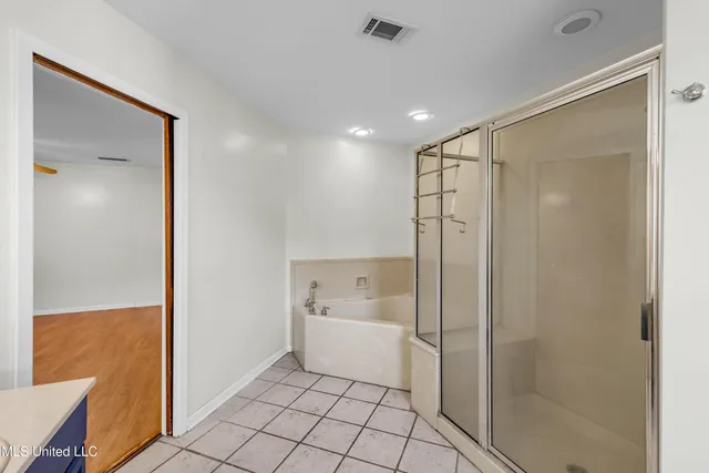 $270,000 | 5542 Daugherty Road, Long Beach, MS 39560