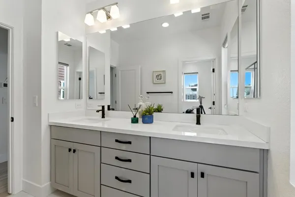 $1,349,888 | 467 Halcyon Place, Bethel Island, CA 94511