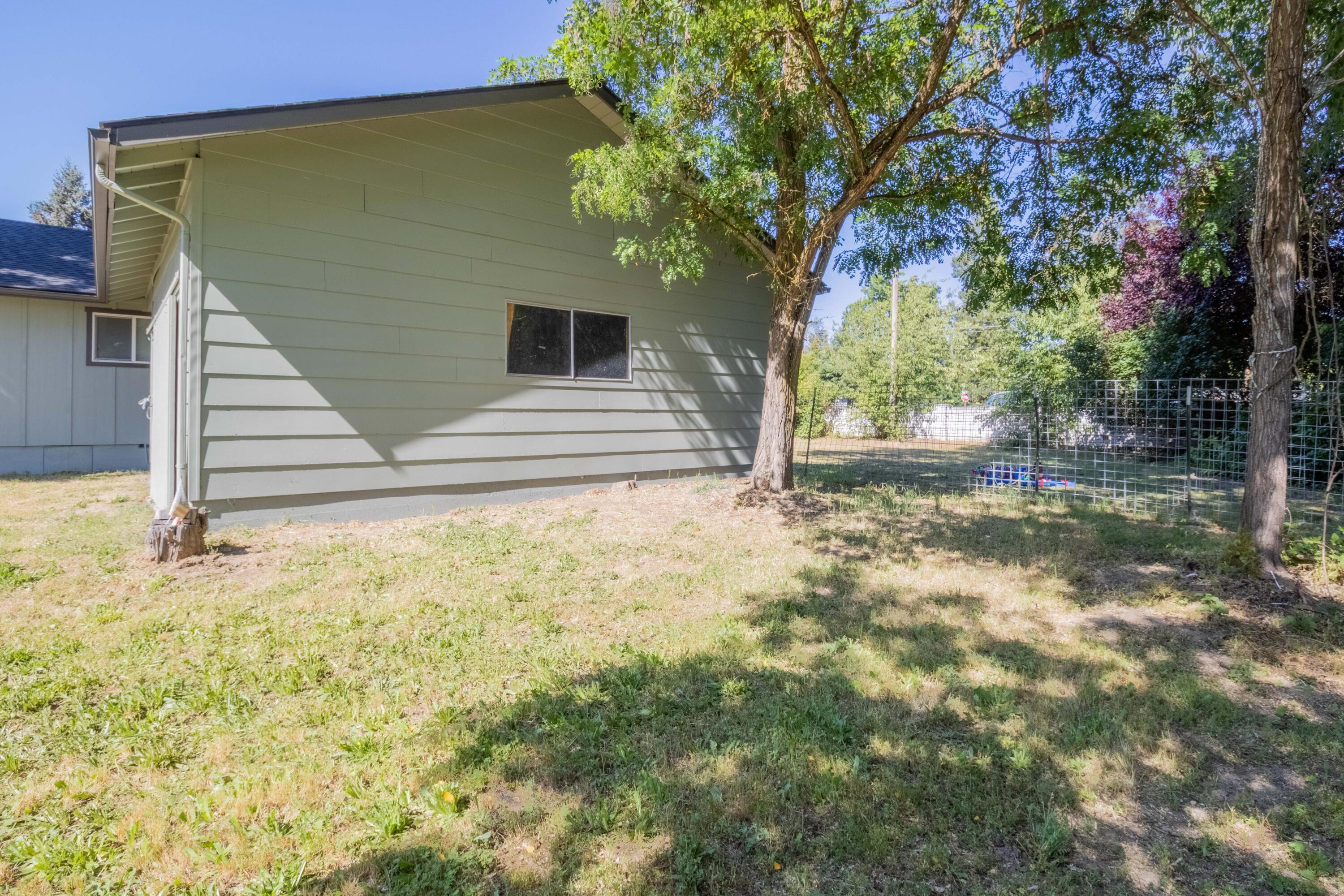 2087 Upper River Road Grants Pass, OR 97526 - Photo 36 of 47 30a