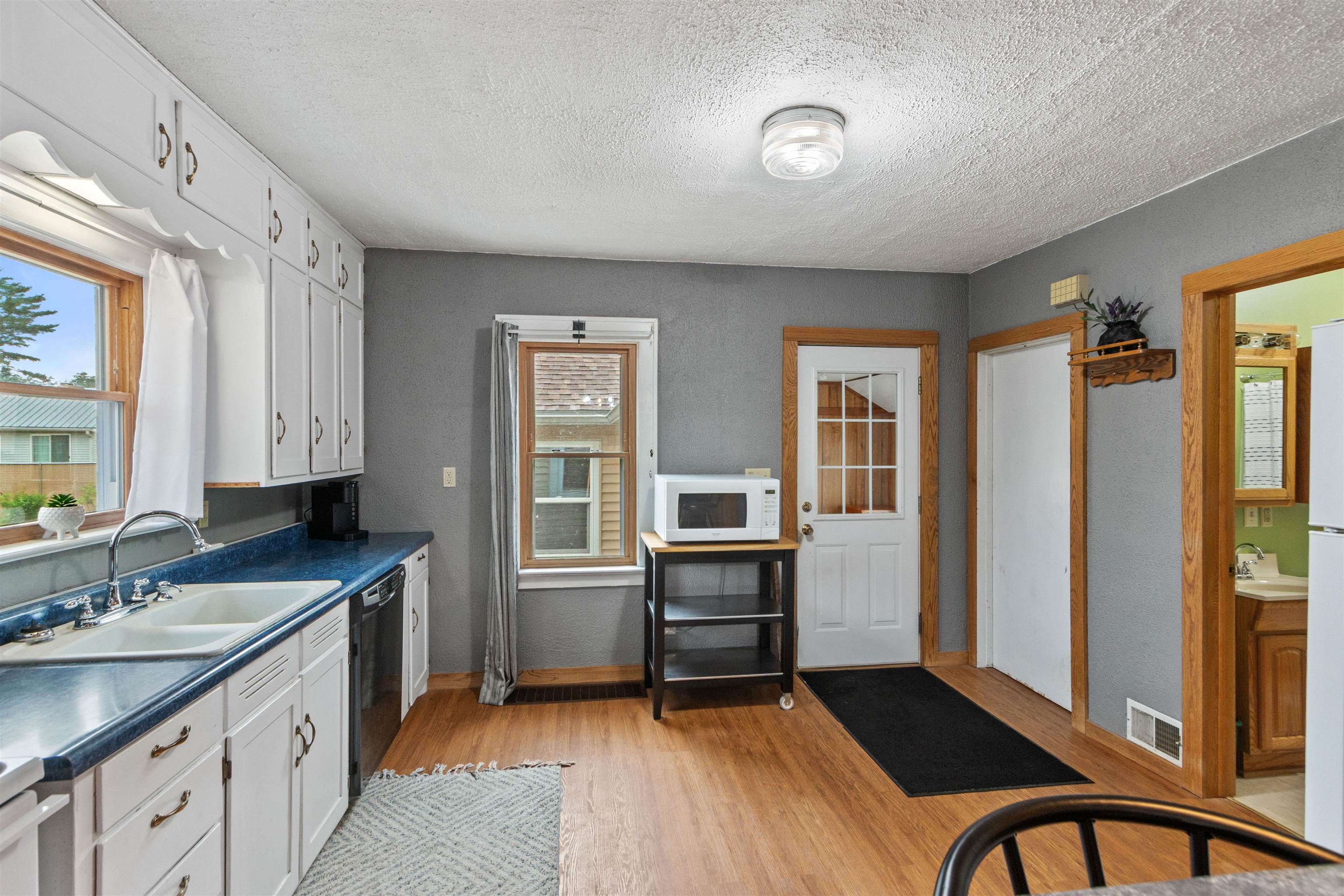 1910 Cliff Street Wisconsin Rapids, WI 54494 - Photo 2 of 24
