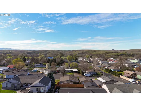 $120,000 | 3525 Northeast King Place, Pendleton, OR 97801