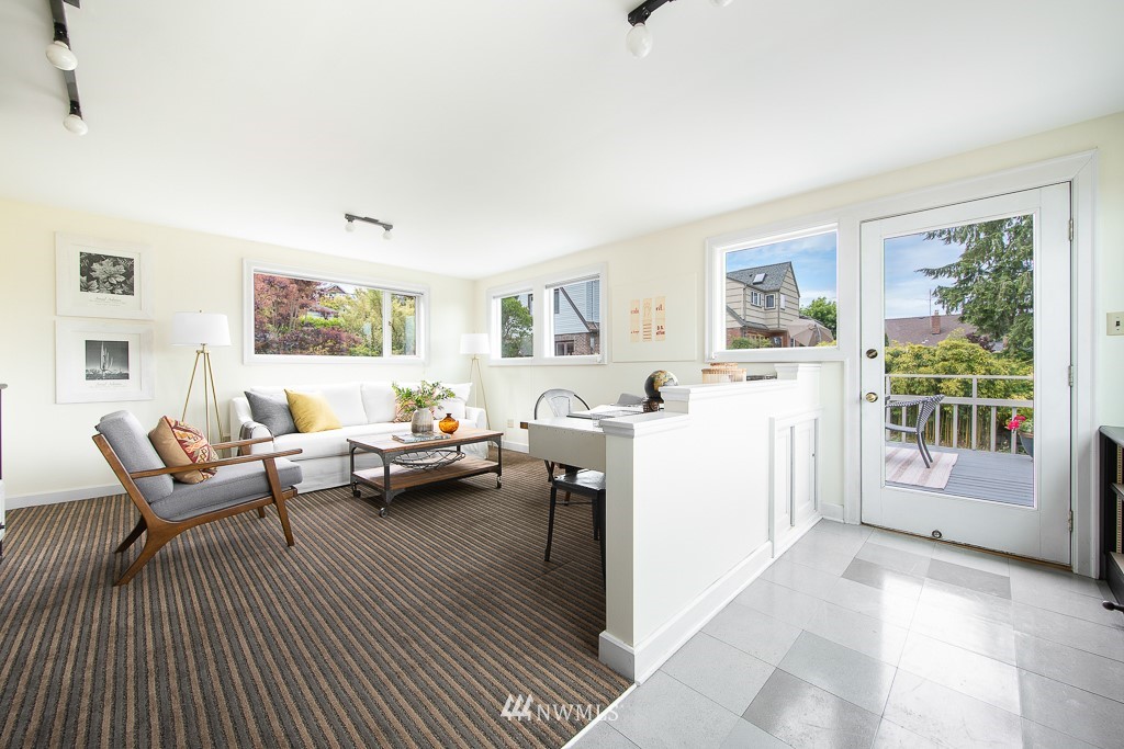 504 North 68th Street Seattle, WA 98103 - Photo 14 of 38