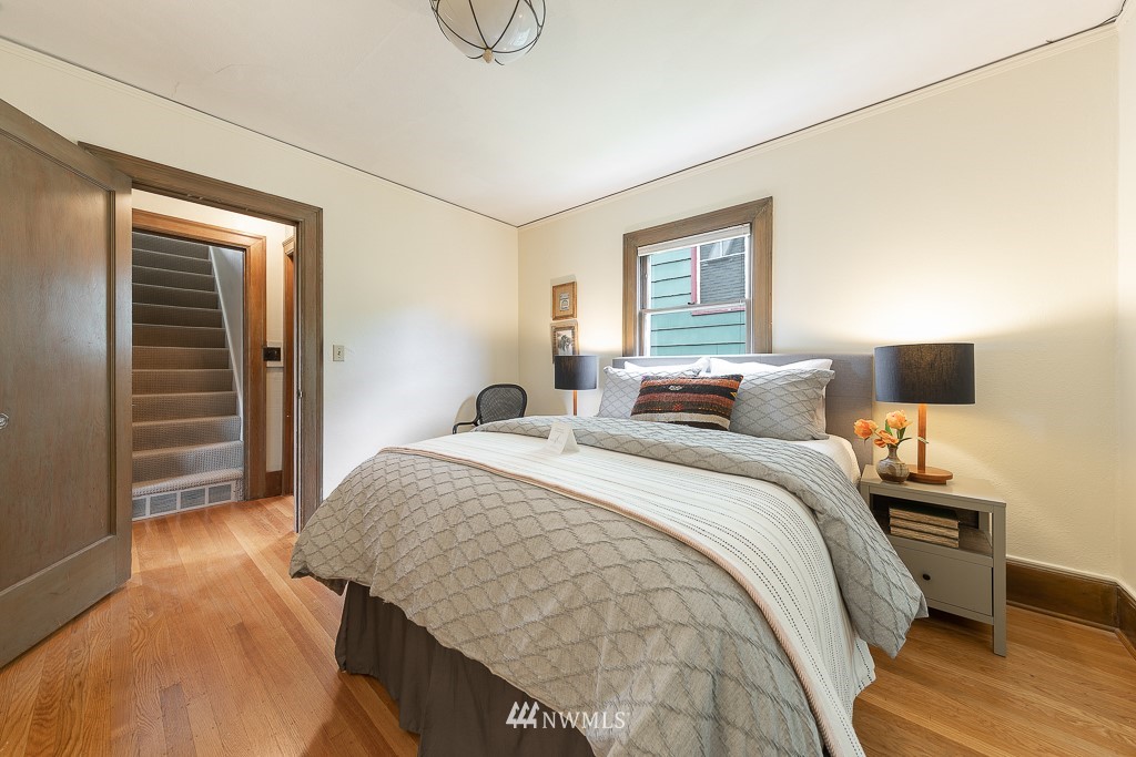 504 North 68th Street Seattle, WA 98103 - Photo 21 of 38