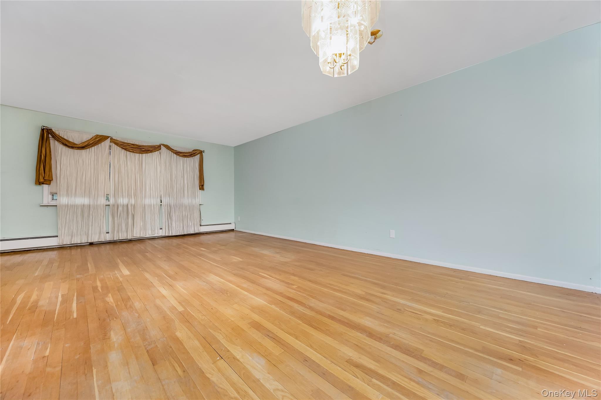 164-11 Depot Road Queens, NY 11358 - Photo 12 of 28