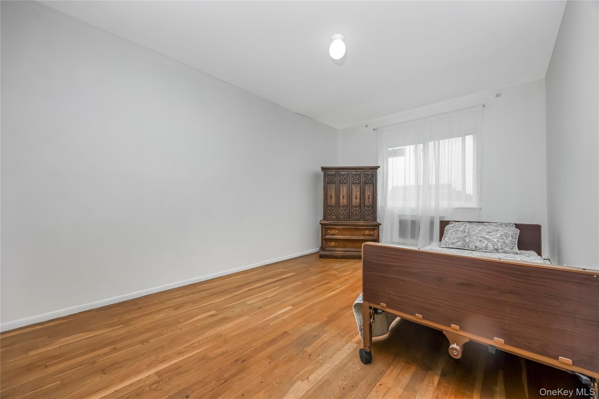 164-11 Depot Road Queens, NY 11358 - Photo 15 of 28