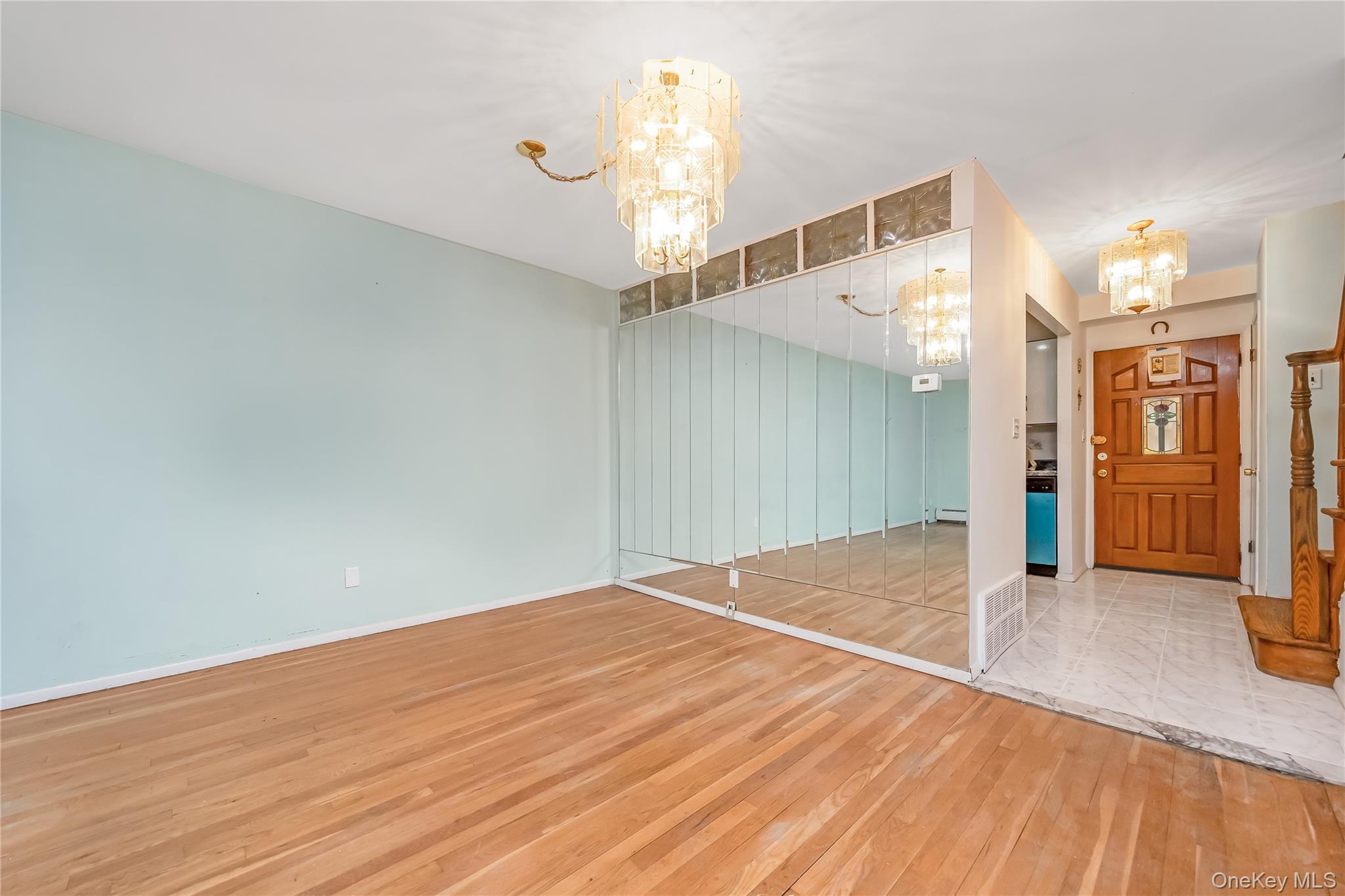 164-11 Depot Road Queens, NY 11358 - Photo 8 of 28