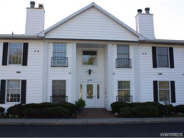 650 Youngs Road, Unit B Amherst, NY 14221 - Photo 1 of 1 Exterior Front.