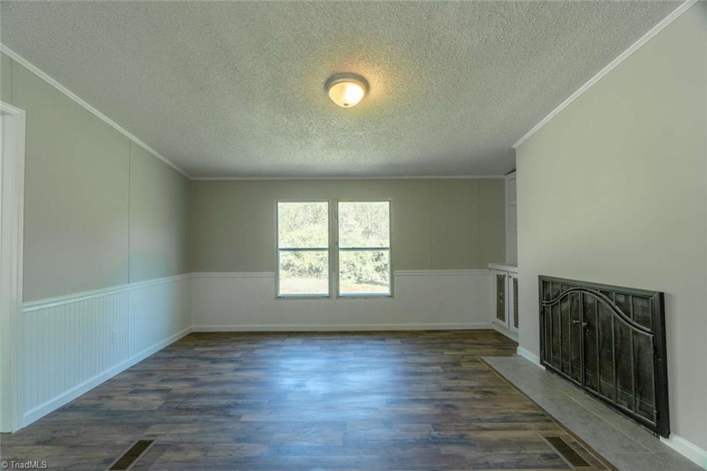1681 Amostown Road Sandy Ridge, NC 27046 - Photo 9 of 19