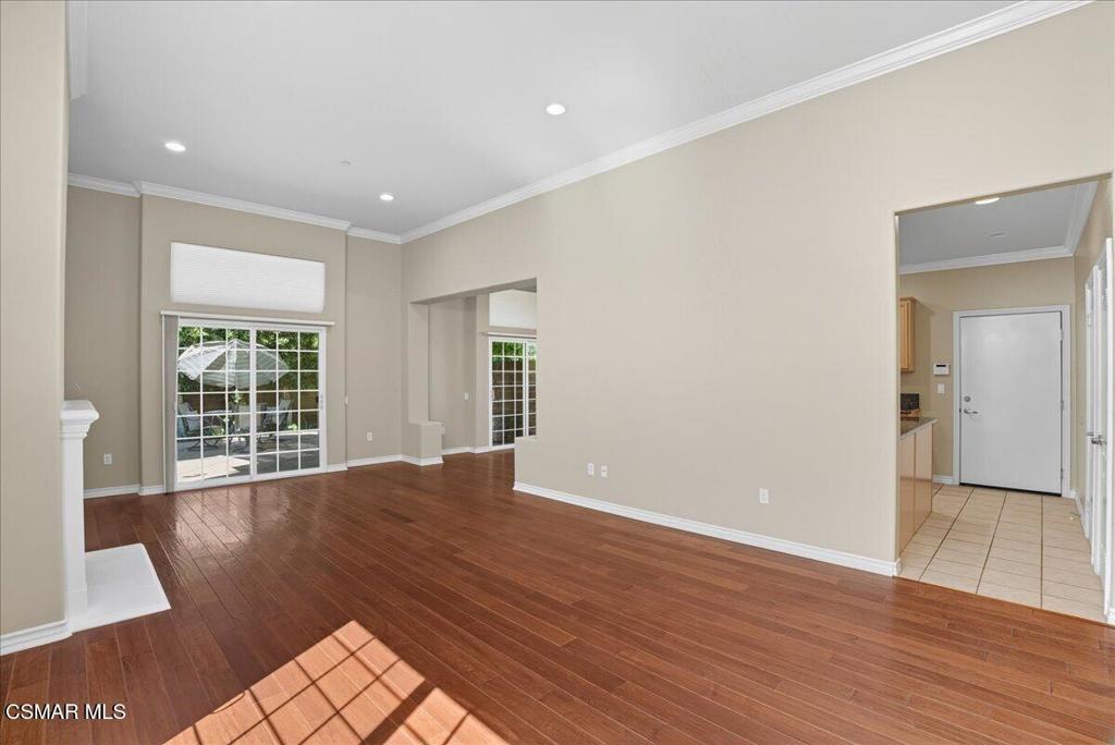 5178 Bellflower Court, Unit 29 Simi Valley, CA 93063 - Photo 7 of 26